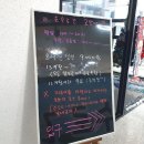 호수로 간 고양이 이미지