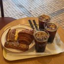 페스츄리(PET'S TREE) | 안국역 카페 | 유럽감성 가득한 북촌 베이커리 빵 맛집 퍼먼트(Perment) 안국