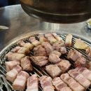 만나명품돼지 | [돈이랑] 제주도 서귀포 가게되면 진짜 두번 세번 더 갈 흑돼지 찐맛집... 진짜 대존맛