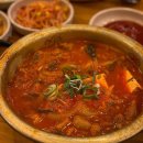 국민 밥도둑 김치찌개 맛집 서울 ‘김북순큰남비집 신사본점’ 이미지