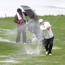 비오는날 골프 준비물과 주의사항 이미지