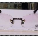 꾸오레안경 이미지