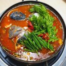 신안홍어탕집 | 식객 허영만의 백반 기행 300회, 목포 홍어삼합 맛집 북항 신안홍어탕집