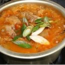 김치찌게 돼지고기 넣은것과 안 넣은것 저마다 그 맛 : 요리사 [상어이모] 이미지