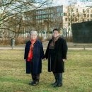 인간과허브 이미지