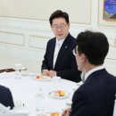 李대통령 "감사조차 할 수 없는 선관위…방임할 수 없는 상황" 이미지