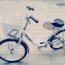 [어언대] 140원에 예쁘고 튼튼한 자전거 팔아요! (바구니, 벨 포함) 이미지