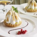 Royal Caribbean has updated and expanded the menus in their main dining room. 이미지