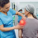 나은정형외과의원 | 수유동 주말정형외과 오십견 도수치료 효과와 한계점 완벽 분석