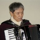 아코디언 이미지