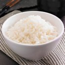 나도 모르게 매일 먹고 있던 &#39;최악의 여드름 유발 음 이미지