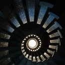 미래이비인후과 앞 | 1화 - 세상이 시계 방향으로 회전하기 시작했다.