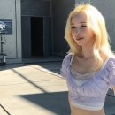 특유의 밝은 미소와 함께 사랑스러운 매력 에스파 윈터, 러블리 자전거 여신 이미지