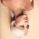 Sweetener 이미지