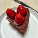 투썸플레이스 도마네거리점 | 도마동 투썸플레이스에서 딸기 초콜릿 생크림 구매후기