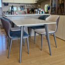 세븐일레븐 울산청량신일점 | [가구배송후기] 울산 문수산 더샵 아파트, 고급 4인용 가죽 소파와 식탁 세트의 완벽한 조화