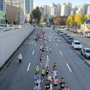 방이역 2번출구(뒤) | 2025 JTBC 마라톤 응원 후기 ｜ 충정로 육교, 방이역