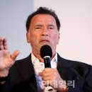 "미국이 쓰레기통? 그게 할 말이냐"…'터미네이터' 결국 이미지