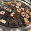 용두마을회관 내 다이닝코드