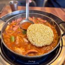 원동빌딩 | 오산시청맛집 원동밥집 배부장찌개 오산시청점 부대짜글이 후기