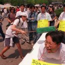 '생동하는 젊음!' 과거 사진으로 보는 대학교 축제 이미지