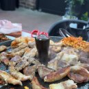 싹쓰리 솥뚜껑 김치삼겹살 이미지