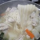 하림닭한마리 칼국수 이미지