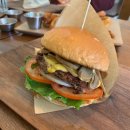 래빗홀 버거 이미지