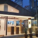 더 로스팅 체임버(The Roasting Chamber) | 층고 높은 통유리 카페, 신용산 the chamber seoul