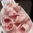 두대갓 | 김해 먹자골목 대패삼겹살 맛집 두툼한 대패삼겹살에 갓김치 올려먹는 두대갓