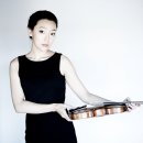 클라라 주미 강 바흐 무반주 전곡 이미지