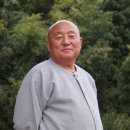 일로 수도사 이미지