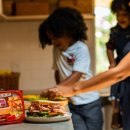 샌드위치와 런치메뉴 이미지