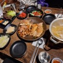 아씨네족발 이미지