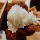 처갓집 양념치킨(진도점) | 야식이 당기는 밤, 결국 선택한 건 역시 처갓집 양념치킨 반반. 박스를 여는 순간부터 이미 반은 성공