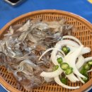 우리곳간 | [강원/속초] 동명항오징어난전 왕박골식당 장칼국수 포유리조트 등대곳간 맛집 숙소 후기