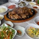 산아래호수