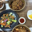 현카페 - 585 | [양주] 나리농원 맛집 추천: 간짜장 맛집 ‘천안문’ + 감성카페 ‘검을현’ 방문 후기
