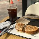 투썸플레이스 반포대로점 이미지