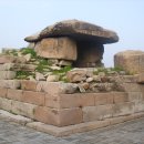 화천2리 신전 | 적석총(積石塚) Burial cairn 돌무지무덤
