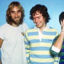 메이킹 음악 밴드(드럼, 기타, 베이스, 보컬) 이미지