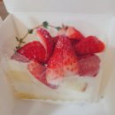 개나리 | 신림동 디자이너리 카페-맛있는 디저트 신림역 전망좋은 카페 추천