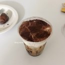 월곡로 | [내돈내산] 컴포즈커피 4월 신상 후기! 바닐라크림라떼 &amp; 버터떡 솔직 리뷰 ☕️🍡