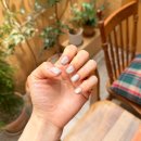 어바웃네일 - 하남시 미사강변서로 25 | 부산 리클라이너 있는 연산동 네일 어바웃유네일 자석젤 후기