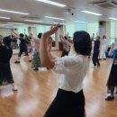 건강 개선 댄스 교실 이미지