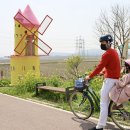 노랑등대 앞 이미지