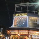 안경 파는 남자 이미지