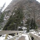 산 위에 호수 이미지