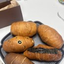 빵카페이야기 | 밤리단길카페 소금빵 맛집 몽킽카페 6종 후기
