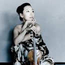 클라라 주미 강 바흐 무반주 전곡 이미지